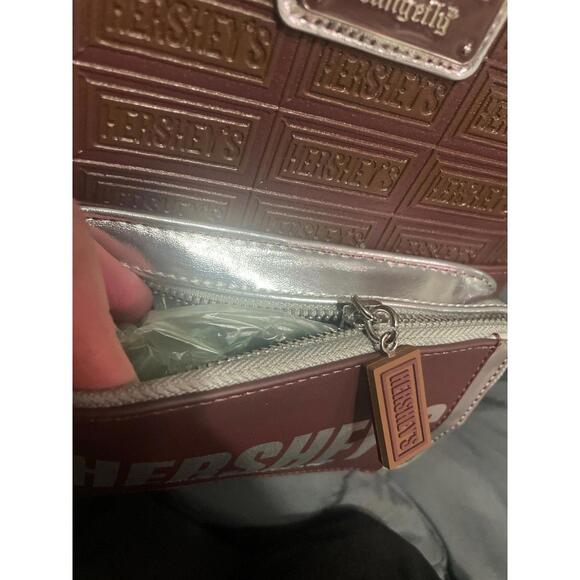 Hershey hersheys chocolate world bag loungefly backpack Reese’s reeses park main image 5